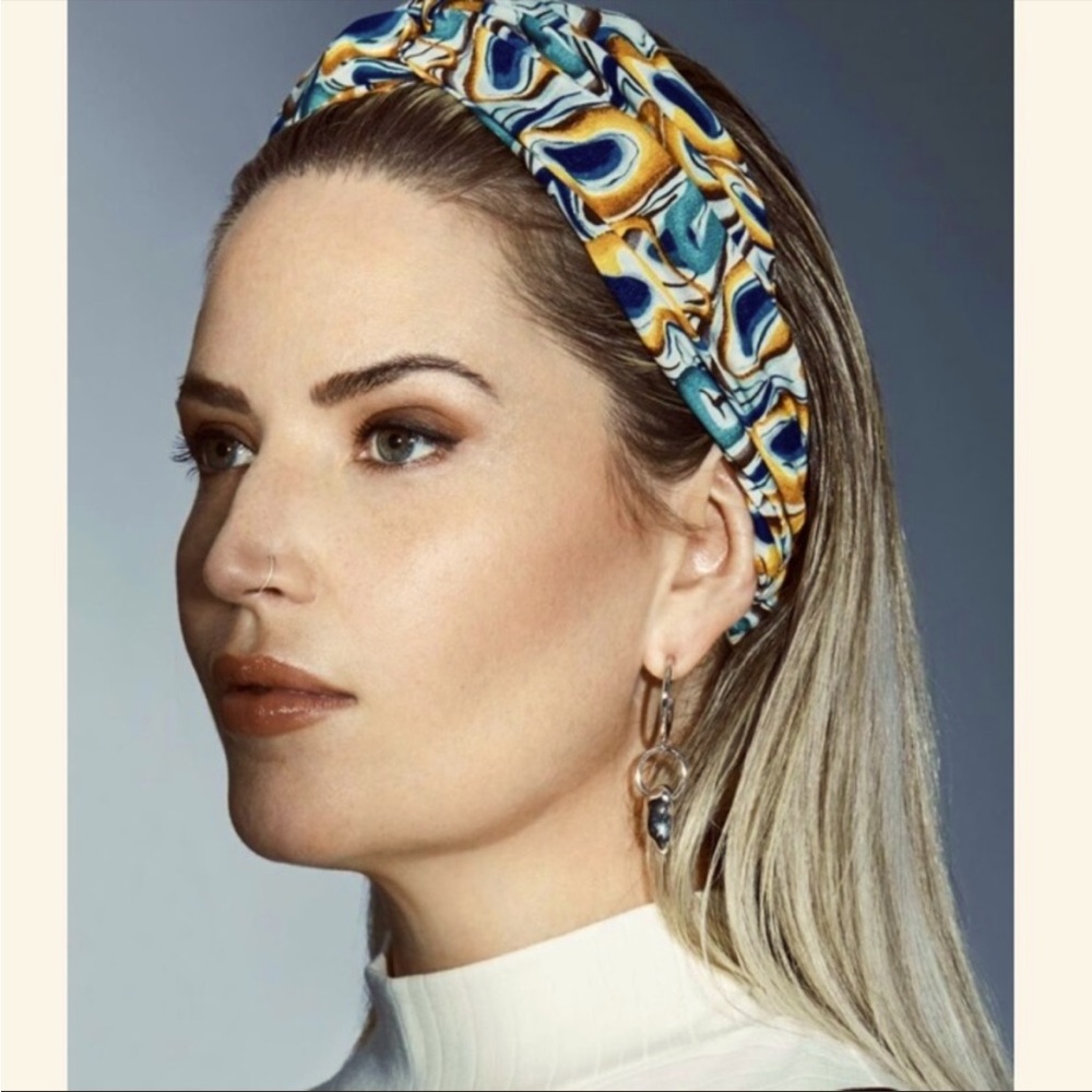 Knix x TBP headband